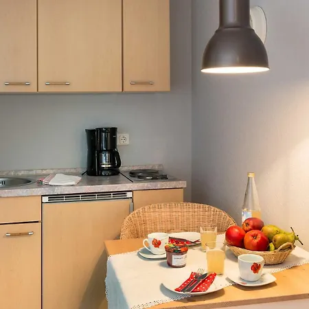 Von Schassen Apartment *